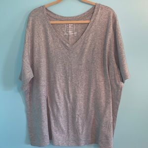 Lane Bryant 26/28 V-Neck short sleeve heather gray 100% supima cotton shirt
